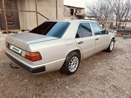 Mercedes-Benz E 200 1989 года за 1 500 000 тг. в Тараз – фото 4