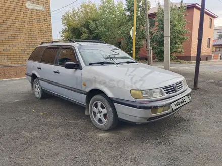 Volkswagen Passat 1995 года за 1 800 000 тг. в Уральск – фото 7