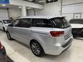 Kia Carnival 2015 года за 10 000 000 тг. в Шымкент – фото 3