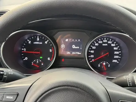 Kia Carnival 2015 года за 10 000 000 тг. в Шымкент – фото 14