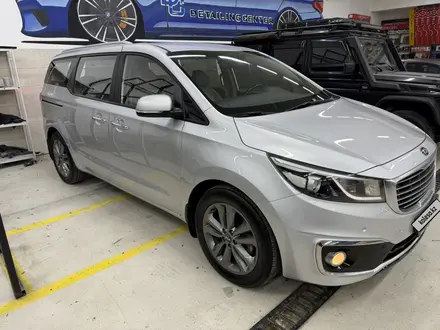Kia Carnival 2015 года за 10 000 000 тг. в Шымкент – фото 7