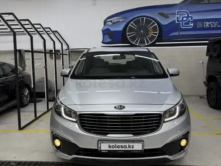 Kia Carnival 2015 года за 10 000 000 тг. в Шымкент – фото 8