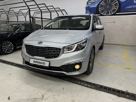 Kia Carnival 2015 года за 10 000 000 тг. в Шымкент – фото 9