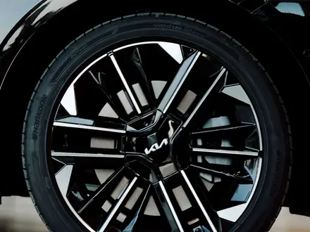 Kia K8 Premium 2025 года за 27 990 000 тг. в Алматы – фото 12