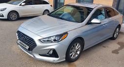 Hyundai Sonata 2019 года за 7 500 000 тг. в Уральск – фото 3
