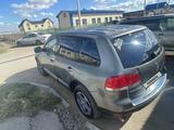 Volkswagen Touareg 2003 года за 5 000 000 тг. в Сатпаев – фото 3