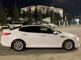 Kia Optima 2018 года за 7 300 000 тг. в Алматы – фото 2