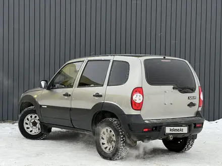 Chevrolet Niva 2012 года за 2 750 000 тг. в Актобе – фото 4