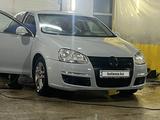 Volkswagen Jetta 2005 года за 3 600 000 тг. в Кокшетау – фото 2