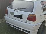 Volkswagen Golf 1993 года за 450 000 тг. в Алматы