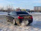 BMW 750 2009 года за 7 500 000 тг. в Уральск – фото 4