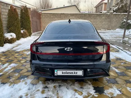 Hyundai Sonata 2020 года за 10 200 000 тг. в Алматы – фото 4