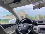 Volkswagen Passat 2006 года за 2 600 000 тг. в Атырау – фото 3