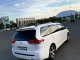 Toyota Sienna 2012 годаүшін11 300 000 тг. в Уральск – фото 3