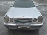 Mercedes-Benz E 200 1995 годаүшін2 200 000 тг. в Сатпаев – фото 3