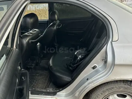 Hyundai Sonata 2005 года за 600 000 тг. в Караганда – фото 3