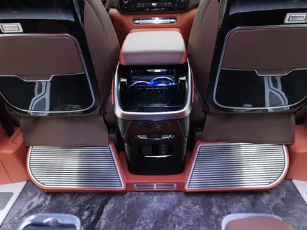 Mercedes-Benz Vito 2020 года за 33 129 600 тг. в Другой город в Китае – фото 18