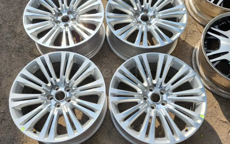 R20 5x115 Chrysler Dodge за 450 000 тг. в Алматы