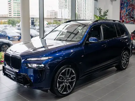 BMW X7 XDrive 40i 2024 года за 74 893 429 тг. в Астана