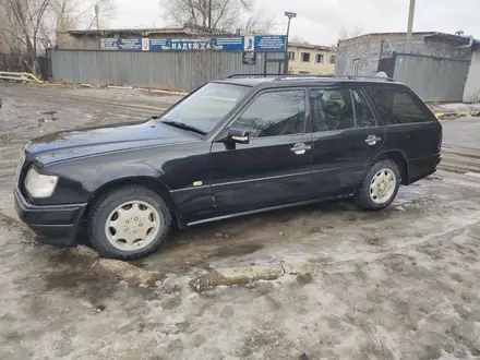 Mercedes-Benz E 300 1992 года за 2 200 000 тг. в Жезказган – фото 18