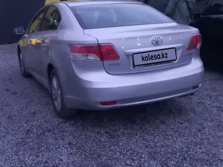 Toyota Avensis 2010 года за 6 900 000 тг. в Актобе – фото 2