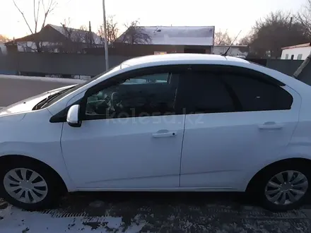 Chevrolet Aveo 2014 года за 3 800 000 тг. в Караганда – фото 5