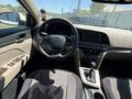 Hyundai Elantra 2018 года за 4 000 000 тг. в Актобе – фото 5