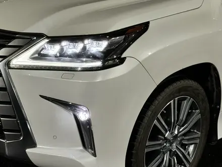 Lexus LX 570 2017 года за 36 000 000 тг. в Алматы – фото 3