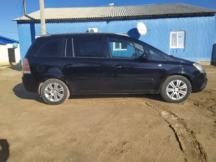 Opel Zafira 2005 года за 4 000 000 тг. в Атырау – фото 9