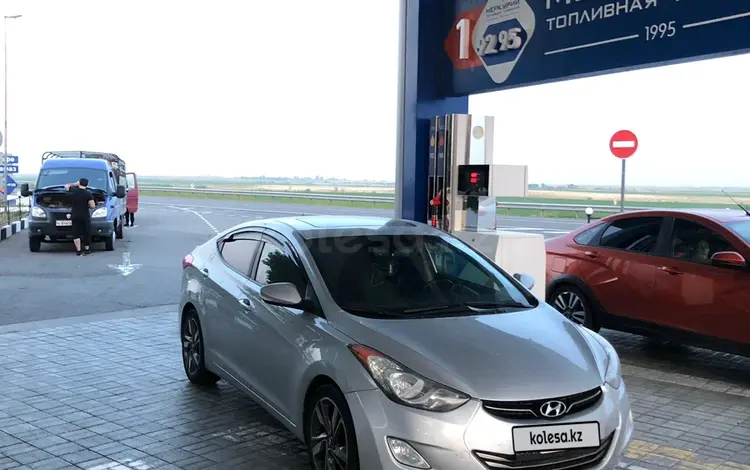 Hyundai Elantra 2013 годаfor4 700 000 тг. в Атырау