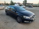 Volkswagen Passat 2014 года за 5 600 000 тг. в Уральск