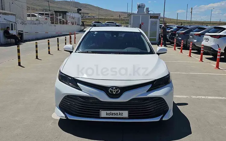 Toyota Camry 2019 года за 6 600 000 тг. в Алматы