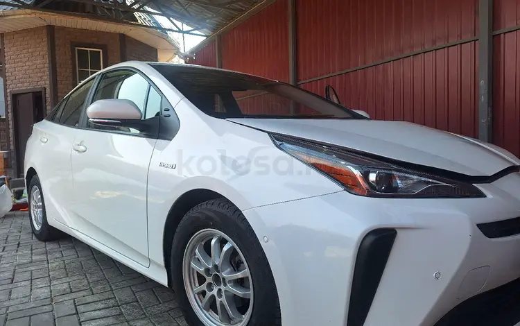 Toyota Prius 2022 года за 13 550 000 тг. в Алматы