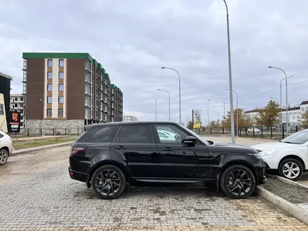 Land Rover Range Rover Sport 2018 года за 36 000 000 тг. в Атырау – фото 2