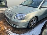 Тойота Авенсис 2005г.в. 2.0 автомат универсал в Усть-Каменогорск