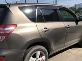 Toyota RAV4 2010 года за 8 650 000 тг. в Усть-Каменогорск – фото 2