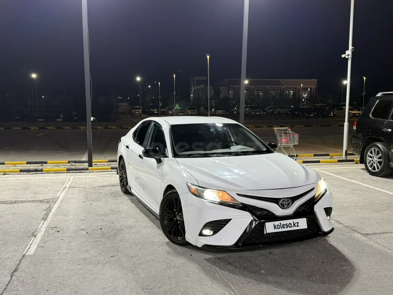 Toyota Camry, 2019