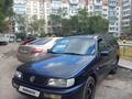 Volkswagen Passat 1993 годаfor1 550 000 тг. в Караганда