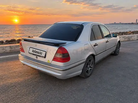 Mercedes-Benz C 200 1994 года за 1 550 000 тг. в Актау – фото 2