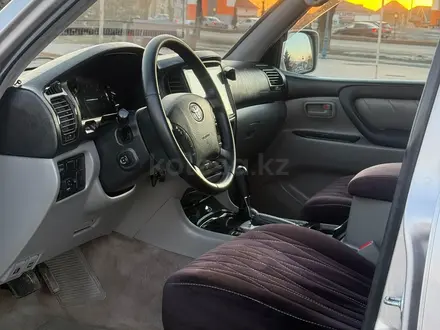 Toyota Land Cruiser 2004 года за 11 800 000 тг. в Астана – фото 6