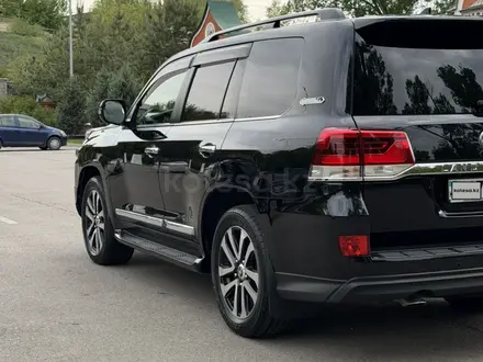 Toyota Land Cruiser 2018 года за 36 500 000 тг. в Алматы – фото 14