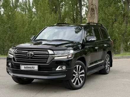 Toyota Land Cruiser 2018 года за 36 500 000 тг. в Алматы