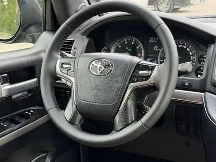 Toyota Land Cruiser 2018 года за 36 500 000 тг. в Алматы – фото 32