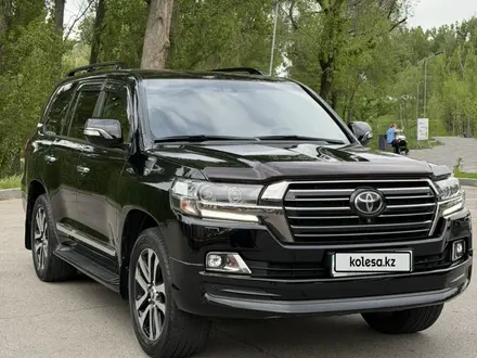 Toyota Land Cruiser 2018 года за 36 500 000 тг. в Алматы – фото 7