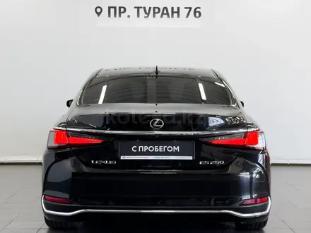 Lexus ES 250 2020 года за 20 000 000 тг. в Астана – фото 4