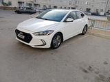 Hyundai Elantra 2018 годаfor5 600 000 тг. в Актау – фото 2