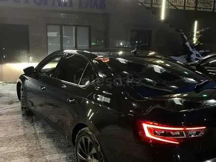 Skoda Superb 2019 года за 11 000 000 тг. в Алматы – фото 13