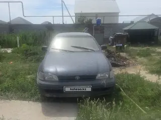 Toyota Carina E