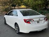 Toyota Camry 2013 годаfor5 800 000 тг. в Шымкент – фото 3