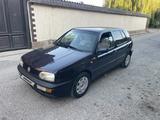 Volkswagen Golf 1993 годаүшін1 350 000 тг. в Тараз